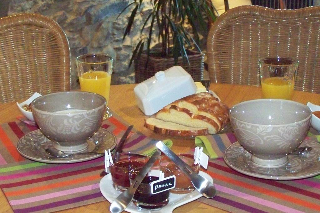 Mandailles  Les Hotes Du Lac, Chambres Et Tables D'Hotes מראה חיצוני תמונה